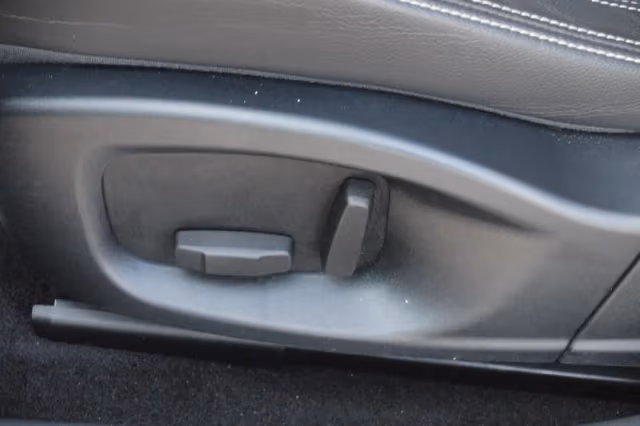Jaguar I-Pace (2018) thumbnail 29