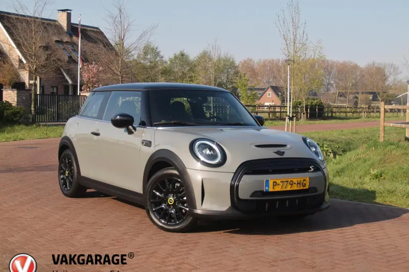 MINI Electric (2022)