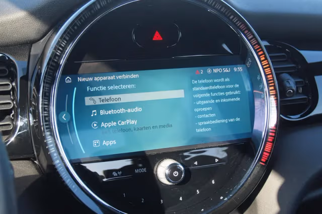 MINI Electric (2022) thumbnail 22