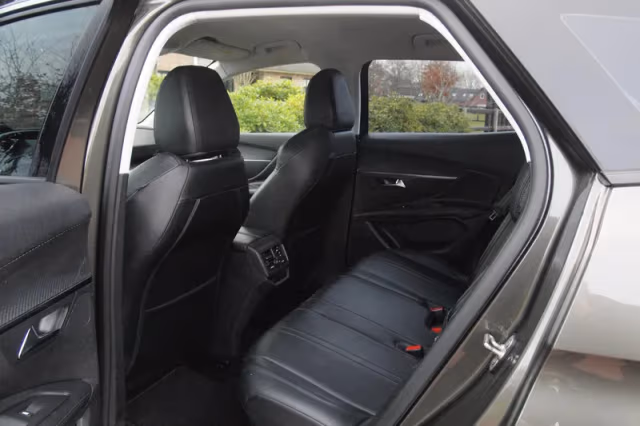 Peugeot 3008 (2019) thumbnail 29