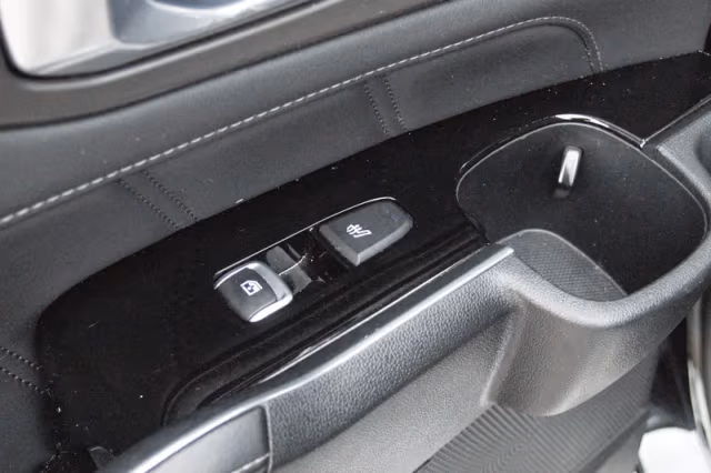 Kia Sorento (2022) thumbnail 34