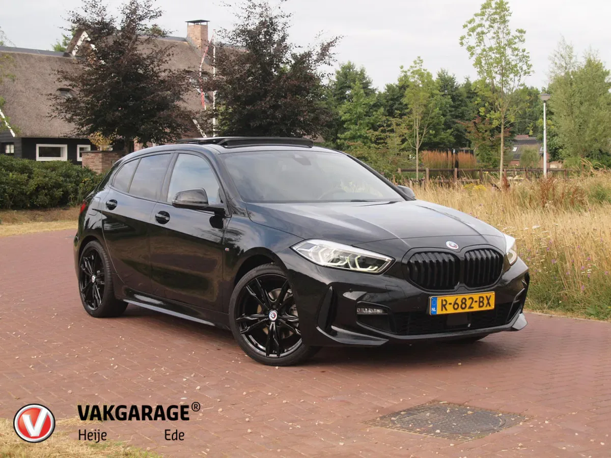 BMW 1-Serie (2022) — foto 1