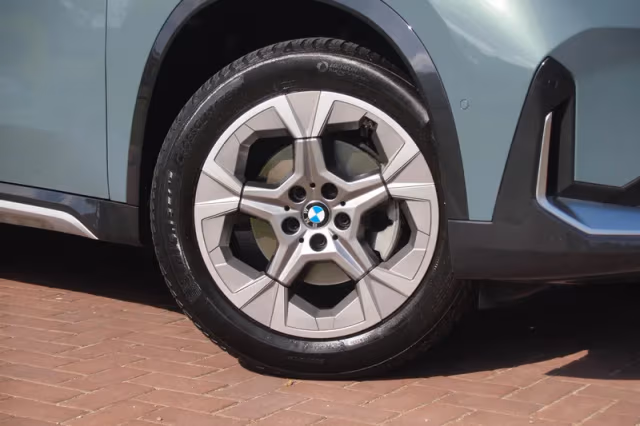 BMW X1 (2022) thumbnail 14