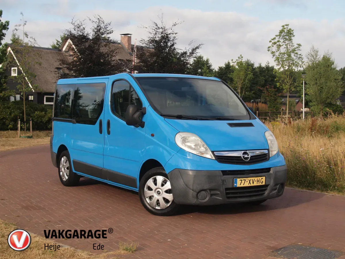 Opel Vivaro (2007) — foto 1