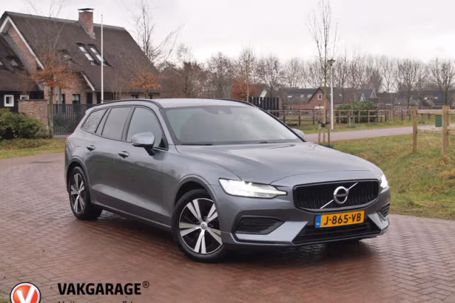 Volvo V60 (2020) thumbnail 2