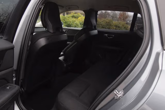 Volvo V60 (2020) thumbnail 27
