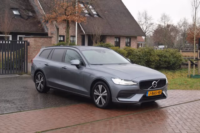 Volvo V60 (2020) thumbnail 6