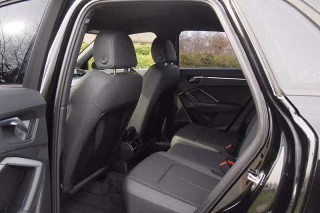 Audi Q3 (2019) thumbnail 27