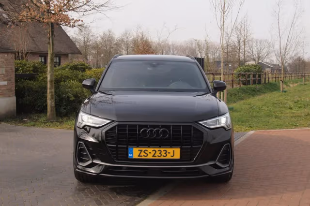 Audi Q3 (2019) thumbnail 7