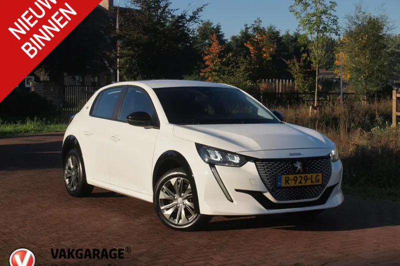 Peugeot e-208 (2022)