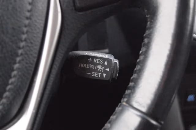 Toyota RAV4 (2019) thumbnail 17