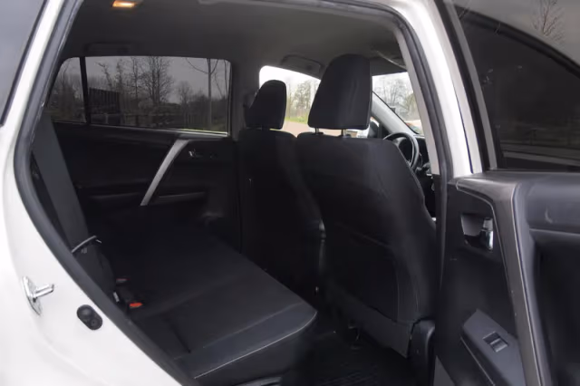 Toyota RAV4 (2019) thumbnail 28