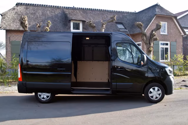 Renault Master (2024) thumbnail 9