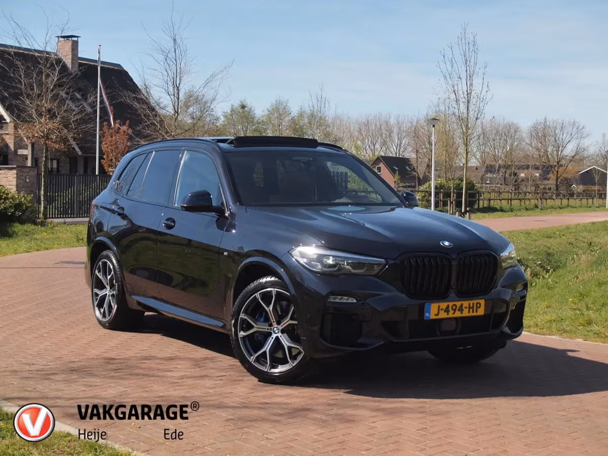 BMW X5 (2020) — foto 1