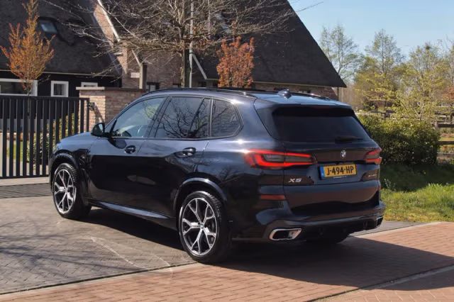 BMW X5 (2020) thumbnail 10