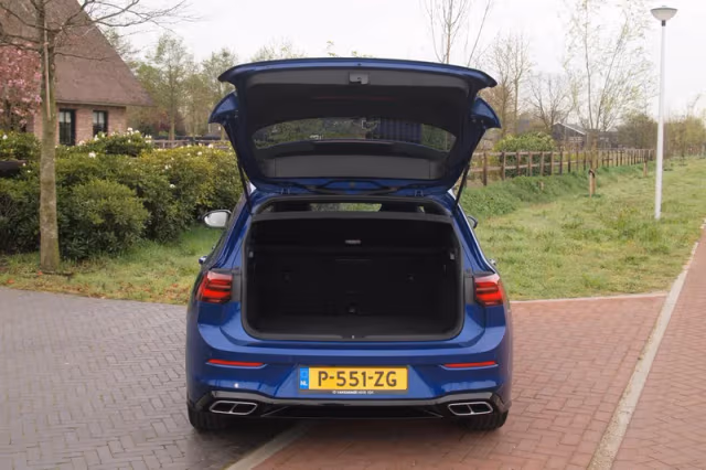 Volkswagen Golf (2021) thumbnail 26