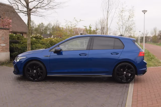 Volkswagen Golf (2021) thumbnail 6