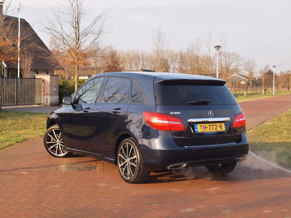 Mercedes-Benz B-Klasse (2018) — foto 1