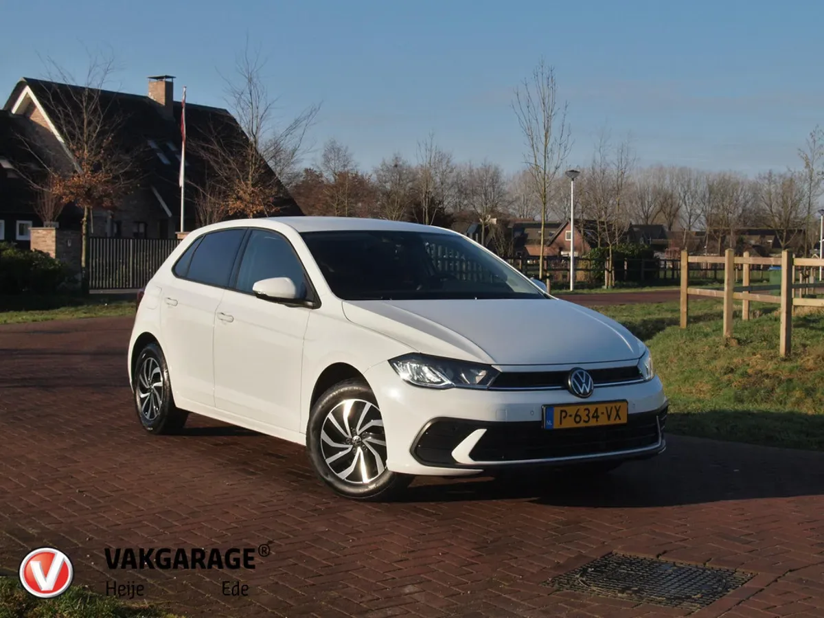 Volkswagen Polo (2022) — foto 1