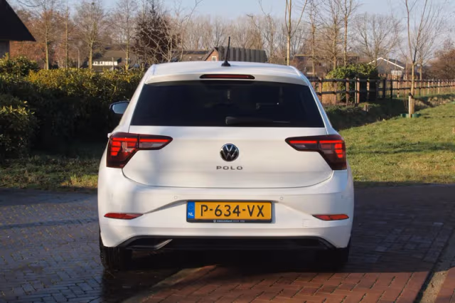 Volkswagen Polo (2022) thumbnail 11