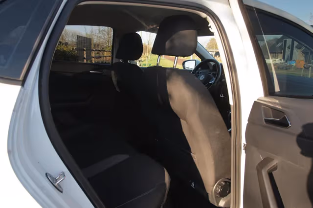Volkswagen Polo (2022) thumbnail 25