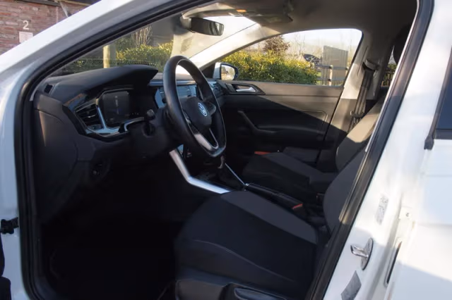 Volkswagen Polo (2022) thumbnail 5