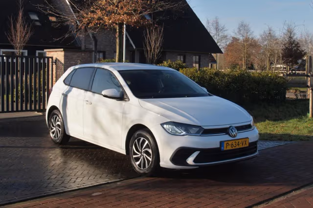 Volkswagen Polo (2022) thumbnail 6