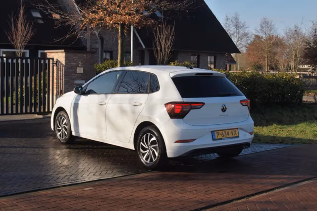 Volkswagen Polo (2022) thumbnail 10