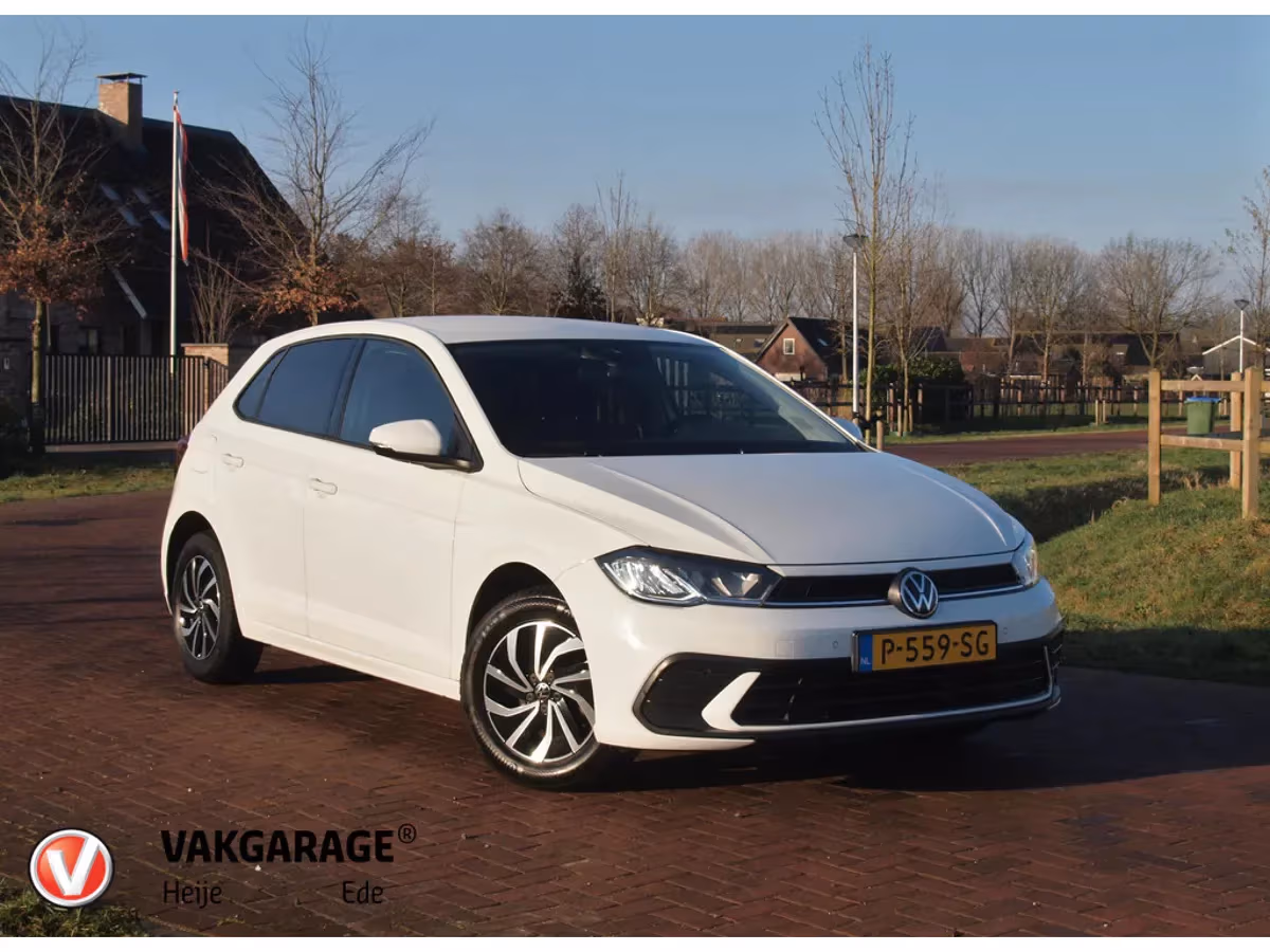 Volkswagen Polo (2022) — foto 1