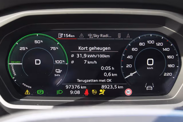 Audi Q4 e-tron (2021) thumbnail 21