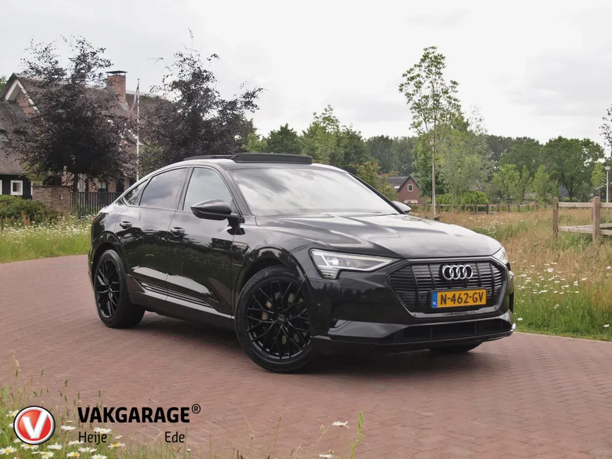 Audi e-tron (2021) — foto 1