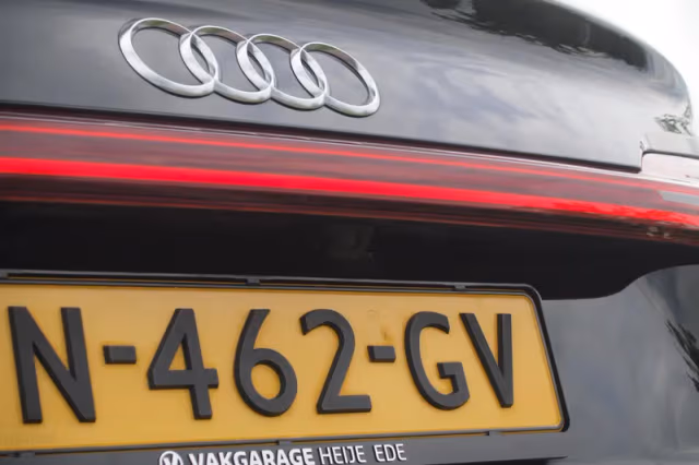 Audi e-tron (2021) thumbnail 14