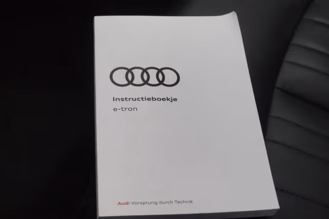 Audi e-tron (2021) thumbnail 34