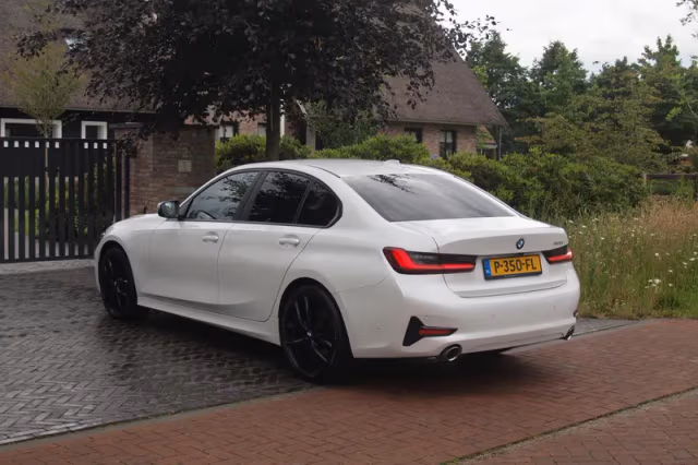BMW 3-Serie (2022) thumbnail 9