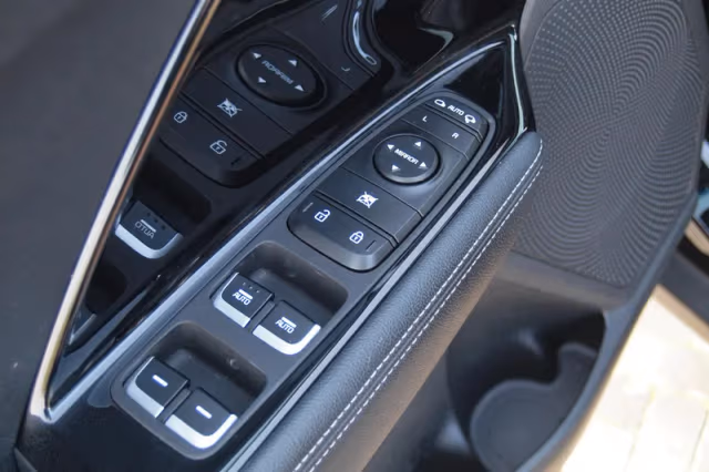 Kia Niro (2021) thumbnail 26
