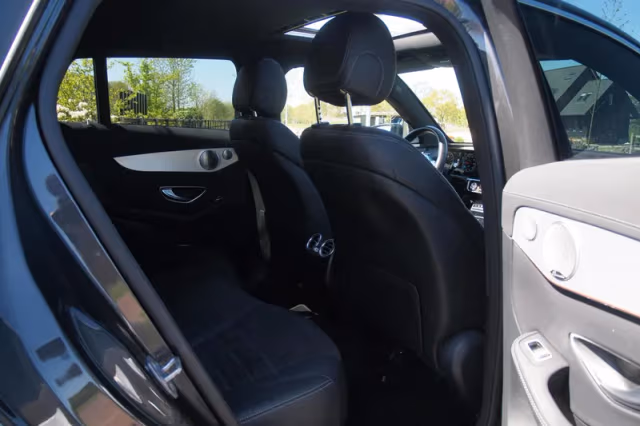 Mercedes-Benz EQC (2020) thumbnail 30