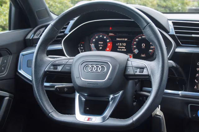 Audi Q3 (2021) thumbnail 18