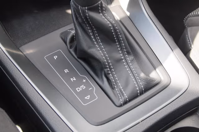 Audi Q3 (2021) thumbnail 25