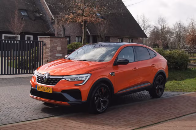 Renault Arkana (2022) thumbnail 8