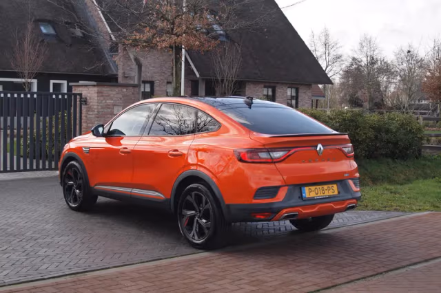 Renault Arkana (2022) thumbnail 10