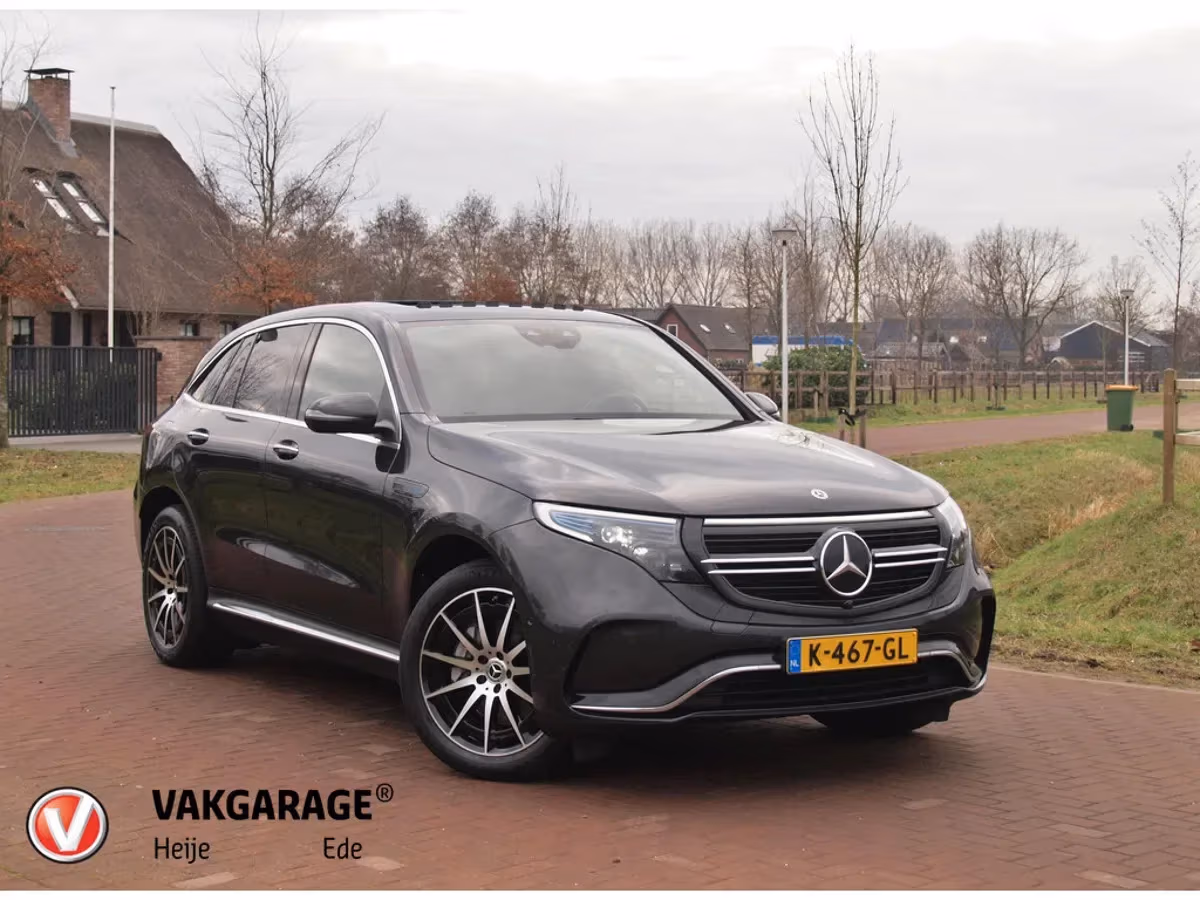 Mercedes-Benz EQC (2020) — foto 1