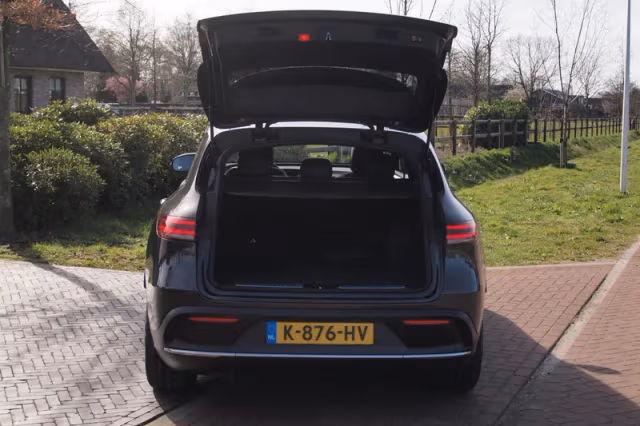 Mercedes-Benz EQC (2020) thumbnail 27