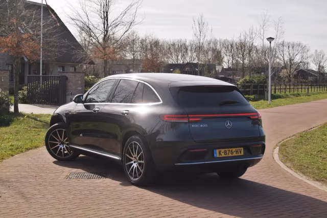Mercedes-Benz EQC (2020) thumbnail 5