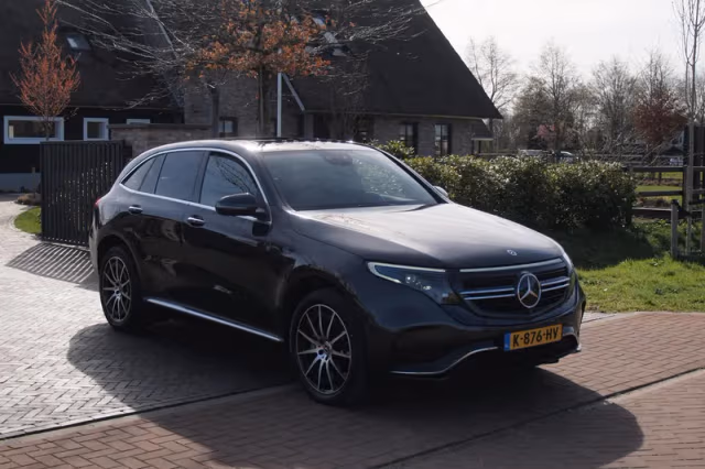 Mercedes-Benz EQC (2020) thumbnail 6