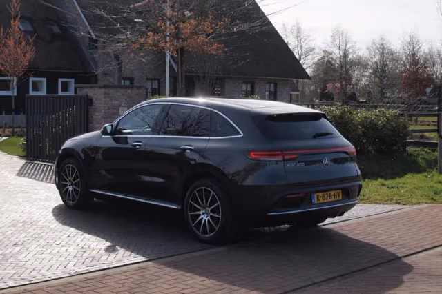 Mercedes-Benz EQC (2020) thumbnail 10