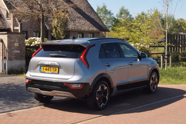 Kia Niro EV (2023) thumbnail 12