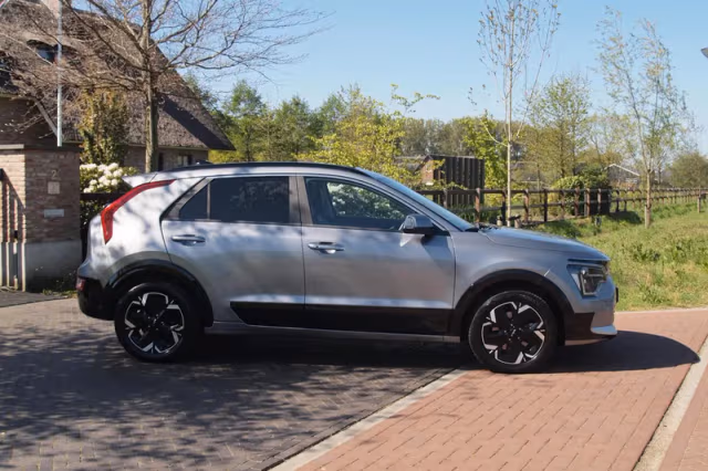 Kia Niro EV (2023) thumbnail 13