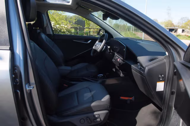 Kia Niro EV (2023) thumbnail 16