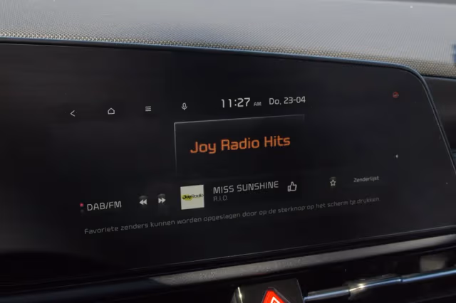 Kia Niro EV (2023) thumbnail 24