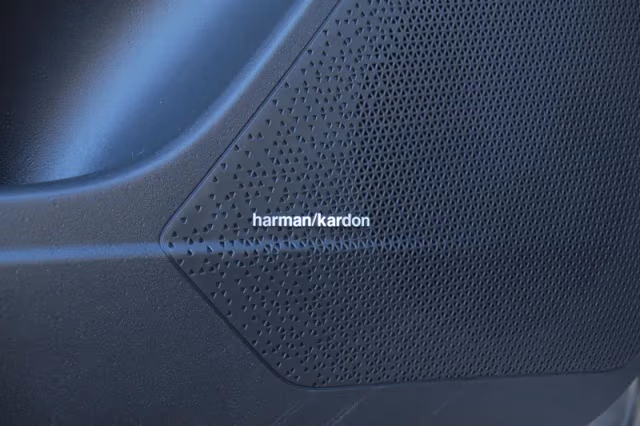 Kia Niro EV (2023) thumbnail 32